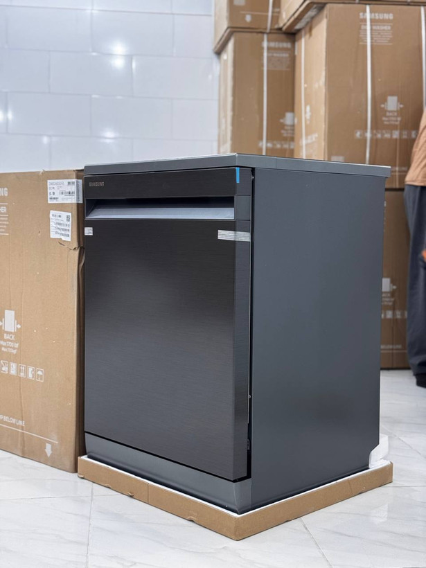 ماشین ظرفشویی 14 نفره دودی سامسونگ مدل DW60A8050FG محصول 2025