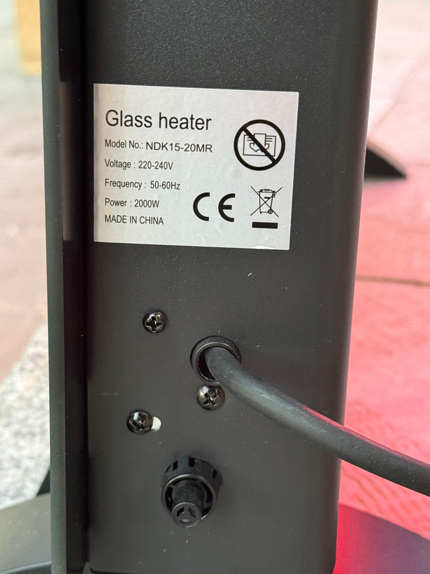 شوفاژ برقی بدون پره مایدیا مدل NDK15-20MR